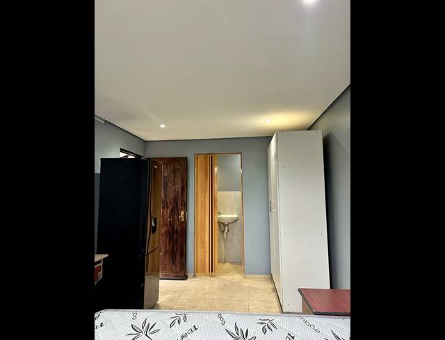 1 BEDROOM ROOM TO LET IN MANOR GARDENS